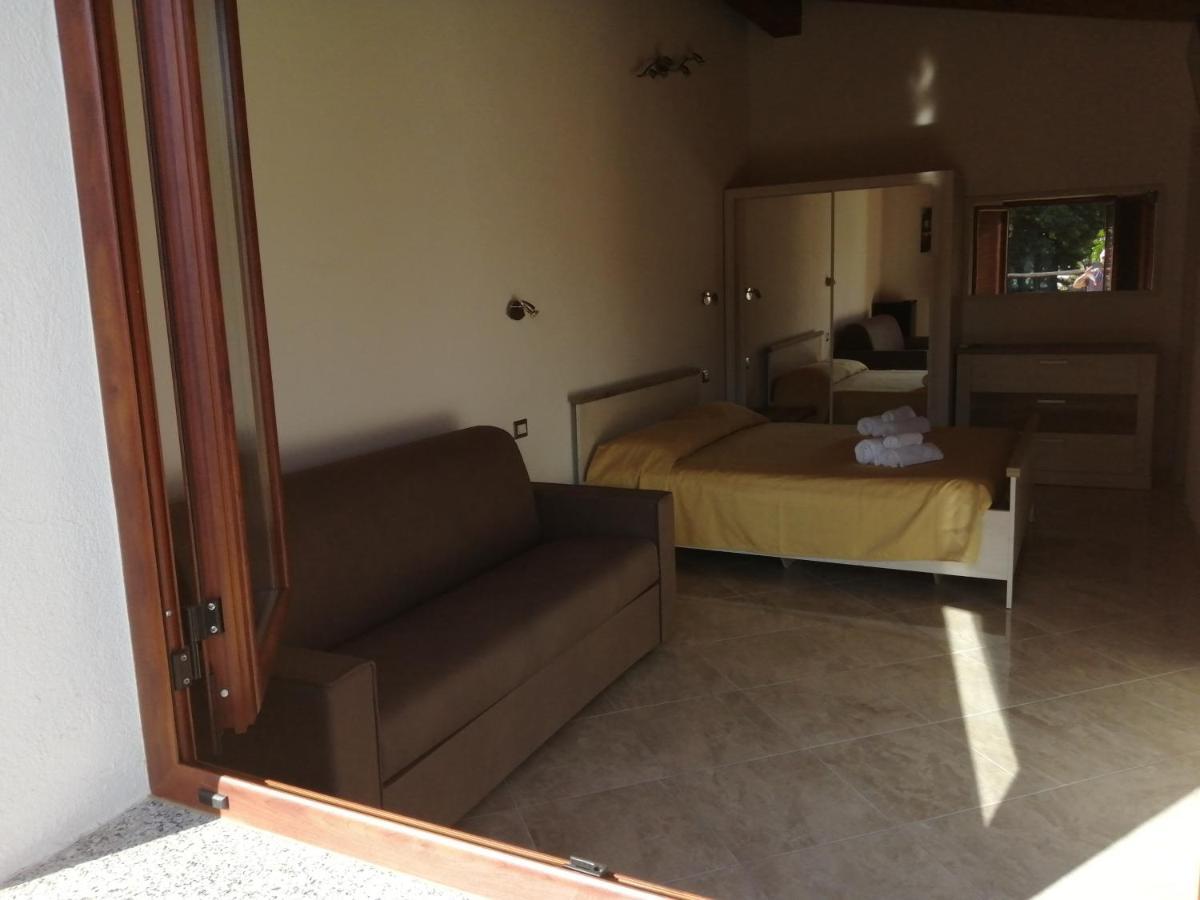 Bed and Breakfast Il Frutteto Торре-делле-Стелле Экстерьер фото